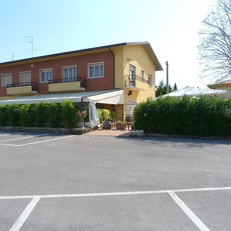 Otel Le Colline Del Garda