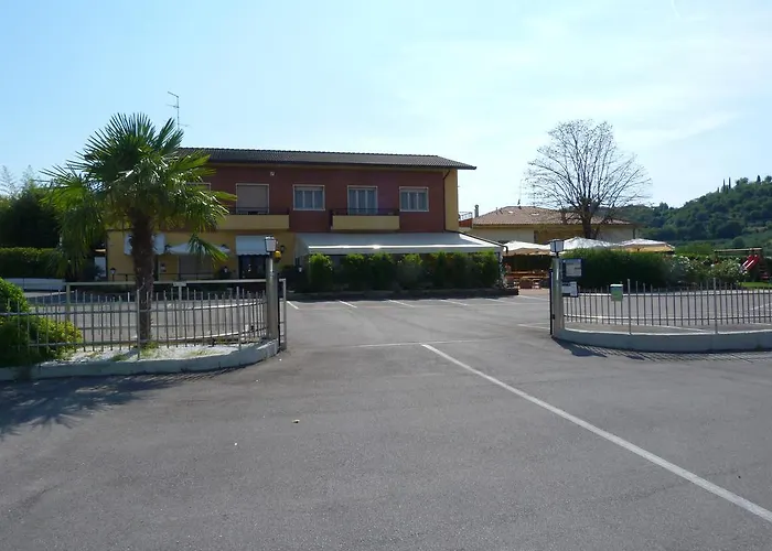 Le Colline Del Garda Hotel Bussolengo