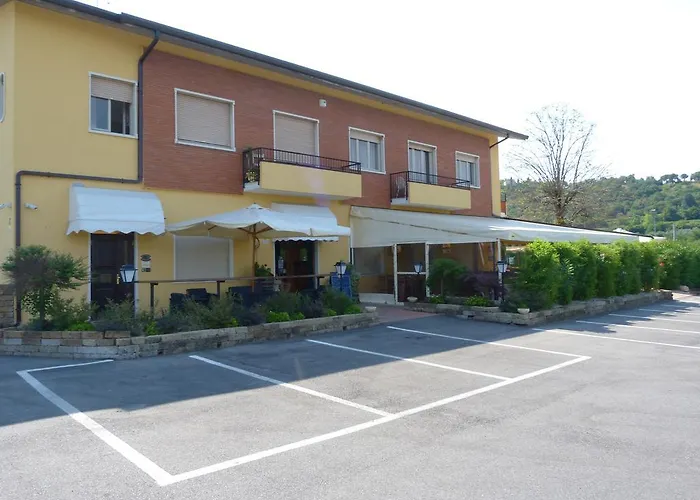 فندق Le Colline Del Garda *